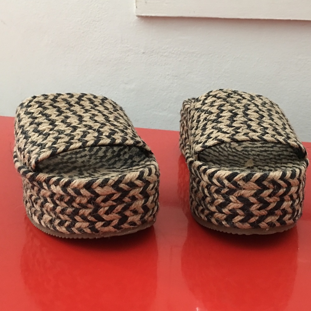 Pull & Bear Espadrille Wedges - Picture 3 of 8